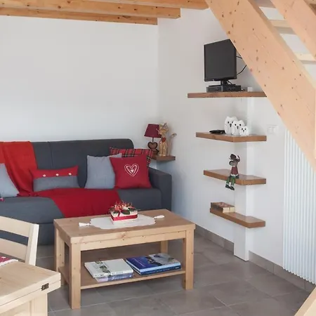 Diffuso In Di Sotto Apartamento